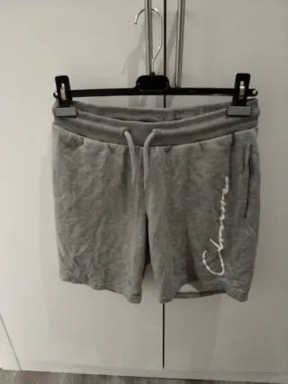 Pantalón corto chándal gris talla S