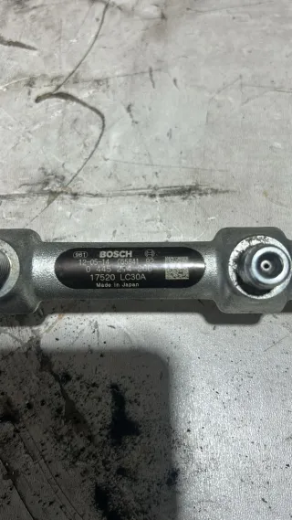 Rampa de inyección Nissan cabstar 150cv año 2017