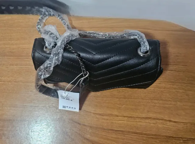 Bolso Negro Nuevo, marca Bossa