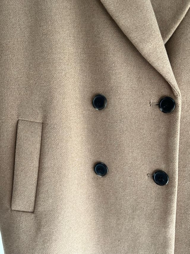 Abrigo oversize marrón