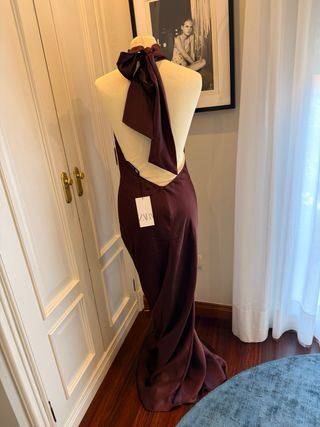Vestido largo Zara color granate