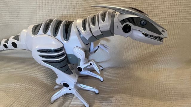 Roboraptor WooWee - Dinosaurio Robot