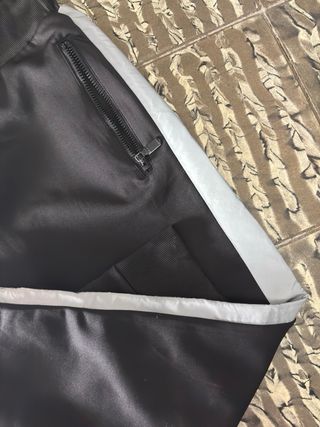 Chaqueta deportiva brillante