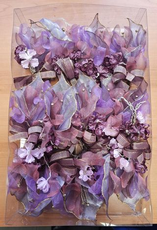 15 Broches Flores Lila y Dorado