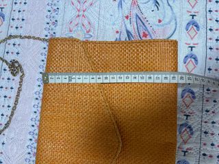 Bolso cartera evento naranja tejido