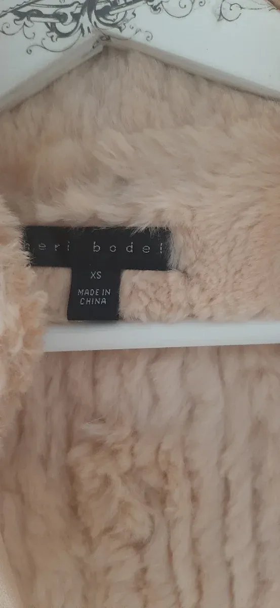 Chaqueta de piel beige