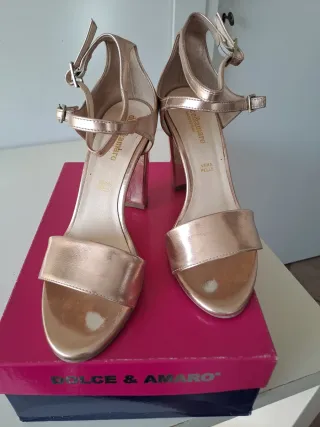 Sandali eleganti tacco oro Dolce & Amaro