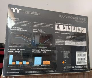 Fuente Thermaltake 650W 80+ Gold Precintada