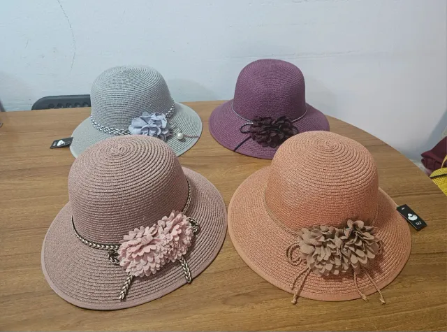 Sombreros de Mujer Verano. Cada uno a #15