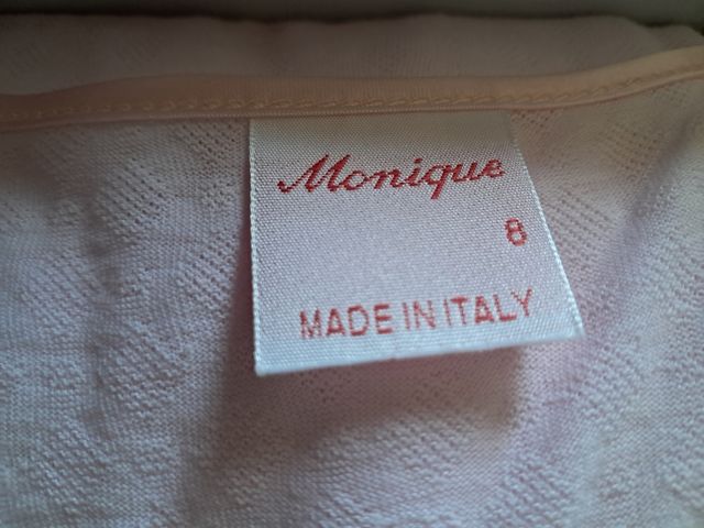 Camicie da notte bianche ricamate