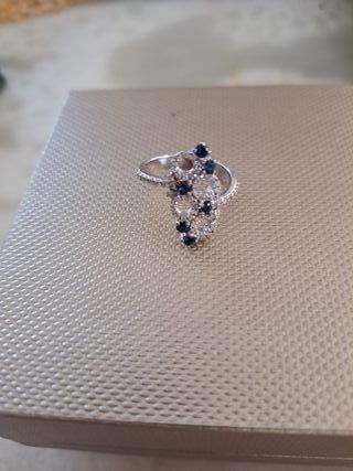 Anillo Zafiros y Diamantes 18k