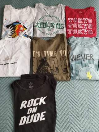 Lote 7 Camisetas Manga Larga Niños
Talla 12 años.
