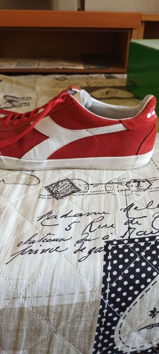 Scarpe Diadora rosse originali con scatola