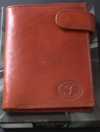 Cartera de piel Ferchi hombre