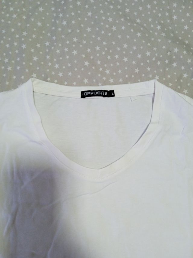 Camiseta blanca sin usar