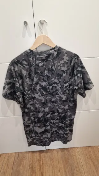 Camiseta Nike Pro Compresión Digital