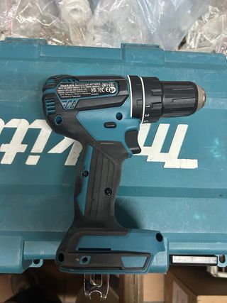 Taladro Makita DHP485 a batería