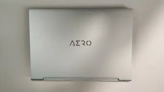 Gigabyte Aero 14 OLED i7-13620H RTX 4050