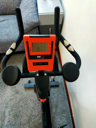 Bicicleta Estática Fitfiu BESP-22