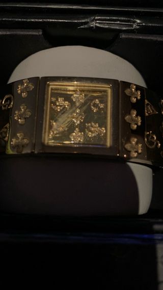 Reloj Guess Dorado