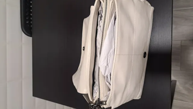 Bolso Zara blanco roto con etiqueta