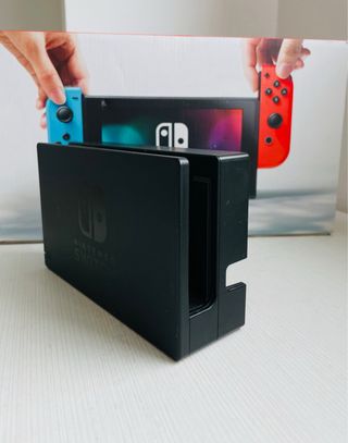 Nintendo Switch + Controller + 4 giochi