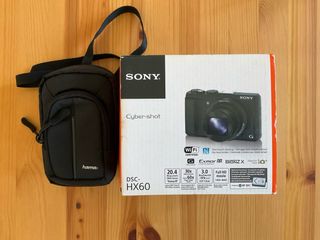 Cámara de fotos digital Sony DSC-HX60 + Funda Hama