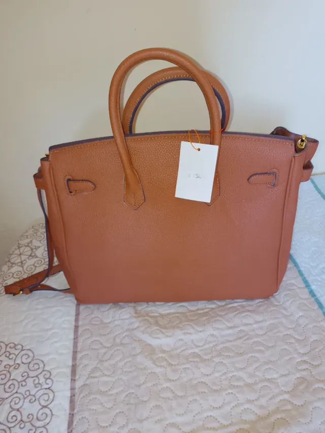 Bolso de mano marrón