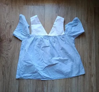 Blusa Pull&Bear rayas azul y blanco