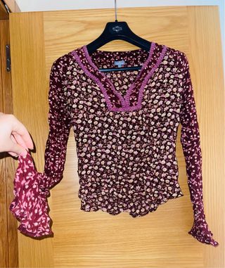 Blusa floral manga larga