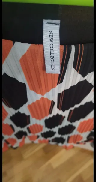 Blusa con estampado geométrico