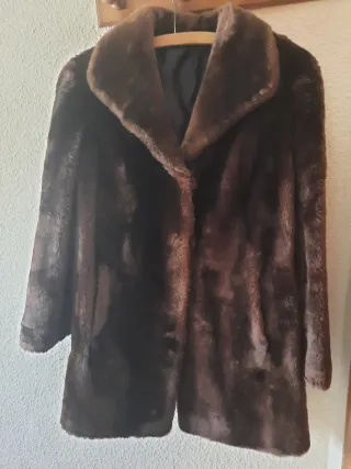 Chaquetón piel muton marrón