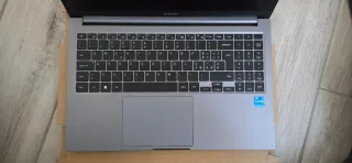 Samsung Galaxy Book4 15.6” i3 | 8GB RAM | 256GB 