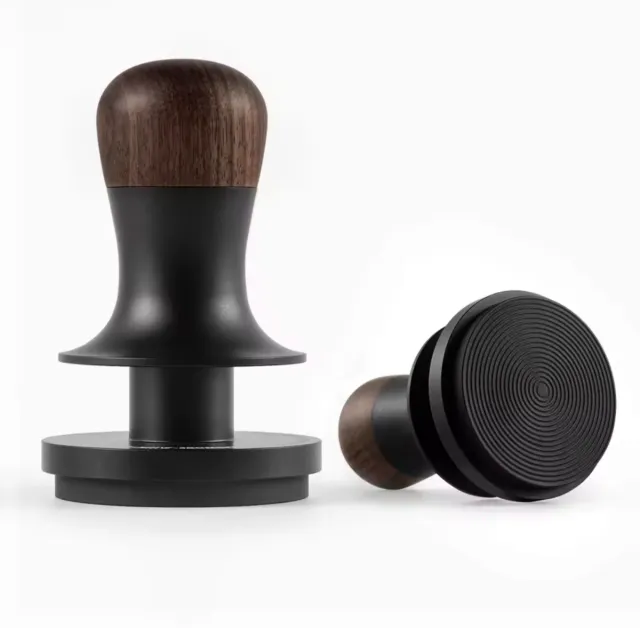 Prensador o tamper de café.