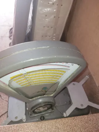 Báscula antigua Flanbana para reparar o para decor