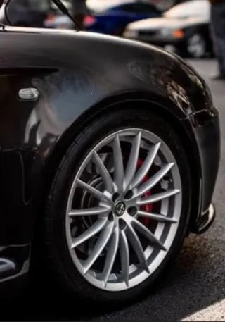 Cambio Llantas TOORA T230 18" 5x100 con neumáticos