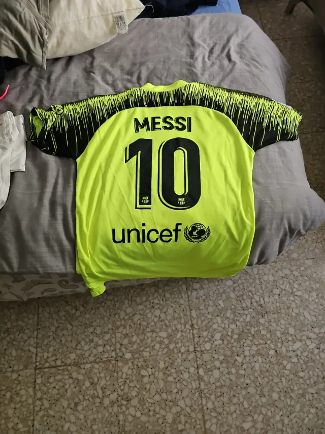 Camiseta FC Barcelona Messi Nike Negra/Amarilla