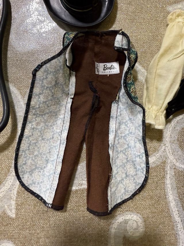 Completo Barbie Angelica Pirates of  Carabbean 