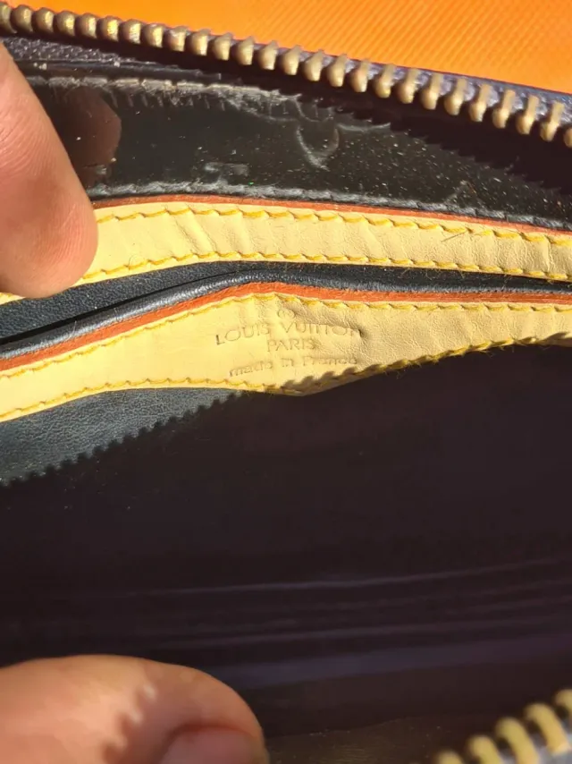 Bolso de mano Louis Vuitton negro