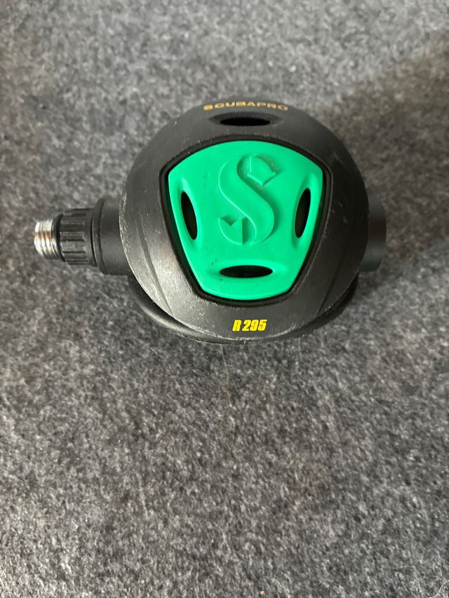 Scubapro R295 Regulador Buceo