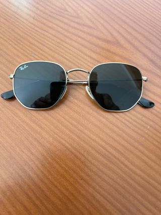 Gafas de sol Ray-Ban Hexagonal Doradas Negras