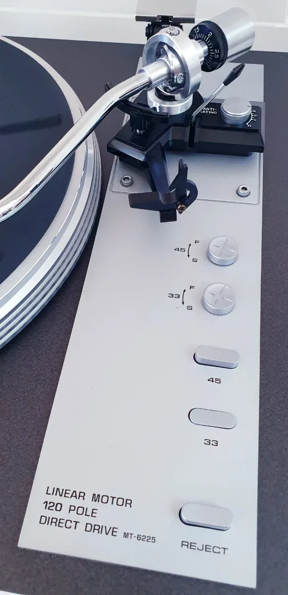 Piatto giradischi vintage Fisher MT-6225