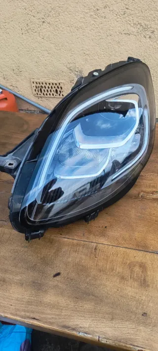 Faros delanteros Ford Puma
WhatsApp 631988489