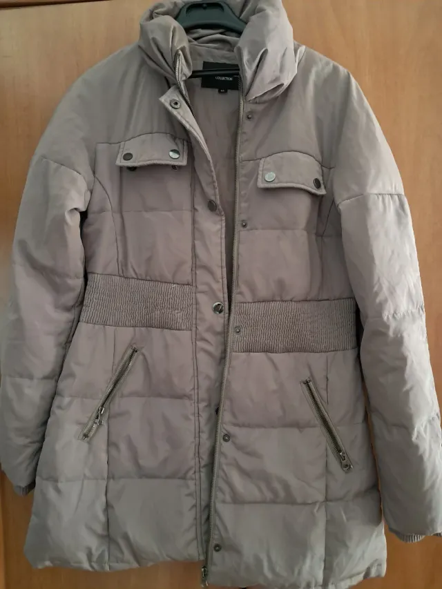 Chaqueta de frío beige mujer