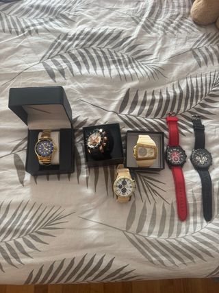 Lote de relojes (imitación y originales)
