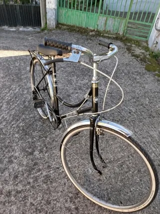 Bicicleta Clásica Negra BH bolero