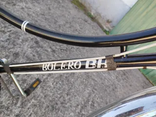 Bicicleta Clásica Negra BH bolero