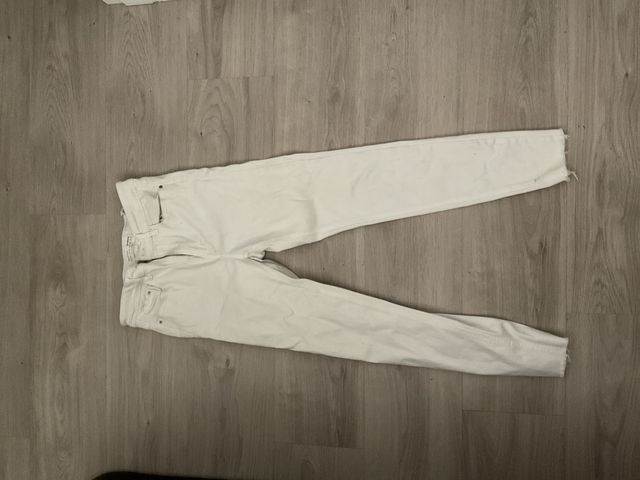 Pantalón ajustado blanco