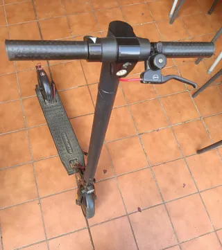 Patinete eléctrico plegable