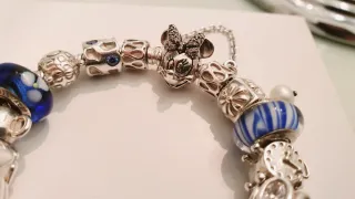 Pulsera Pandora Original con 18 charms